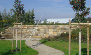 Foto: Gartensonnenuhr